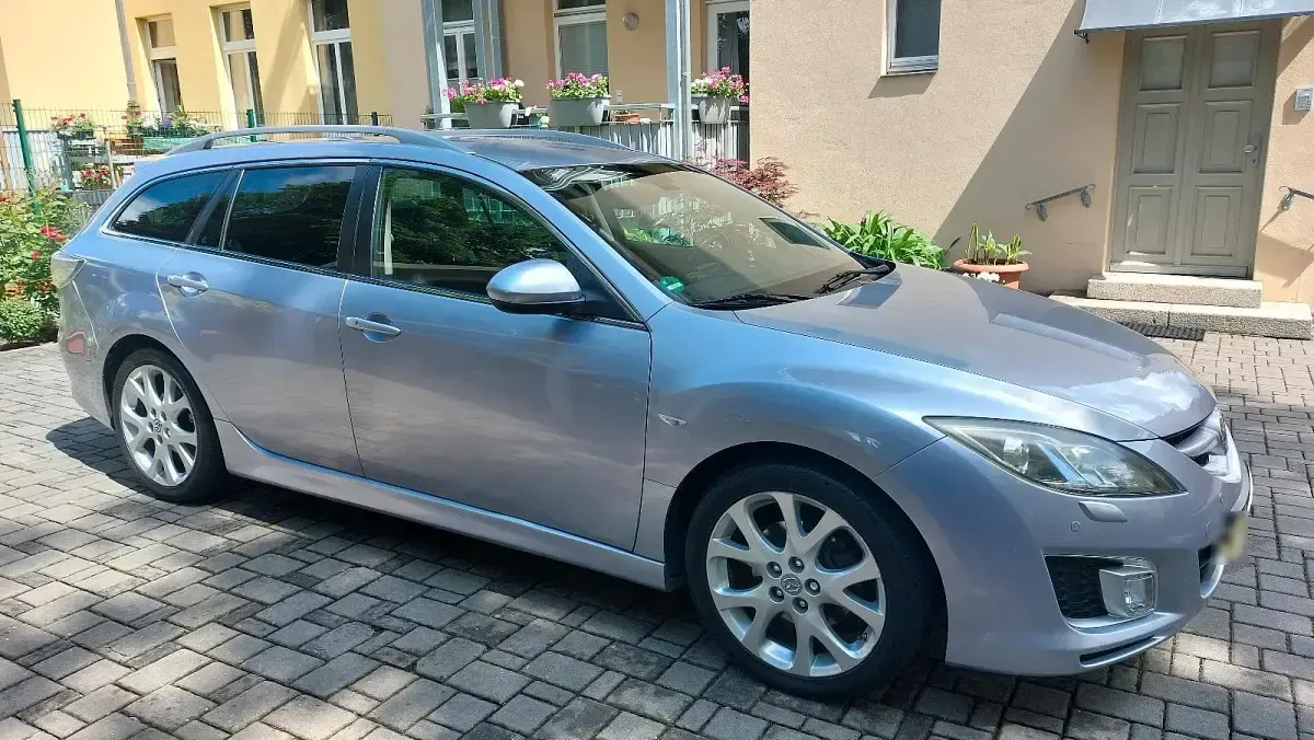 Gebraucht Mazda 6 Dynamic 170 PS (125 kW) 2009 Silber Kombi