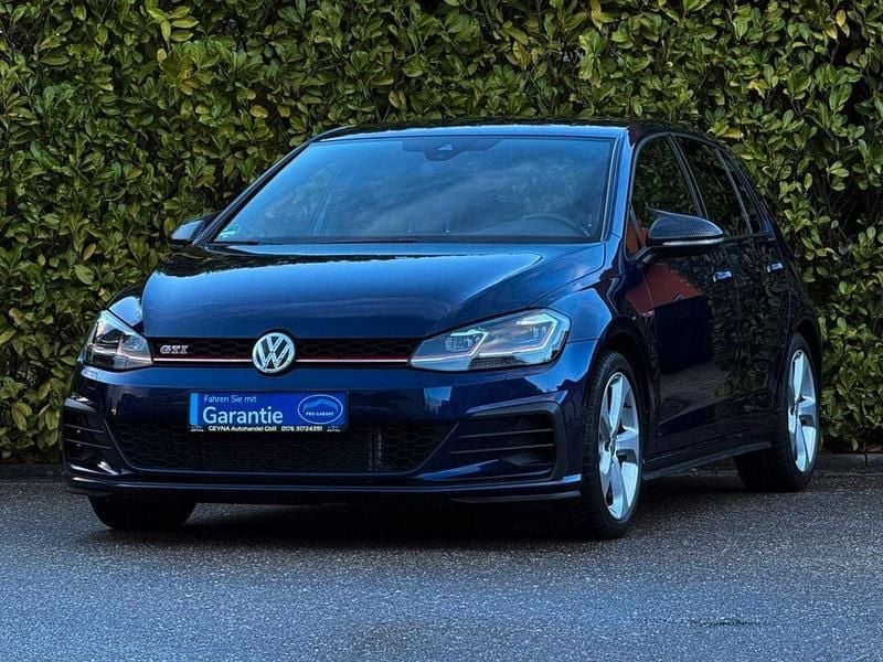 Gebraucht VW Golf VII GTI 245 PS (180 kW) 2019 Blau Limousine