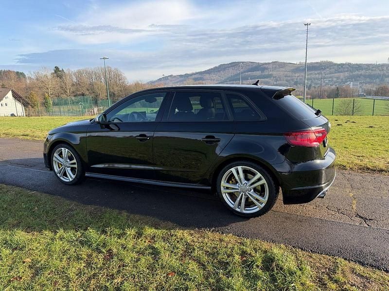 Gebraucht Audi S3 Ambiente 300 PS (220 kW) 2014 Schwarz Kombi