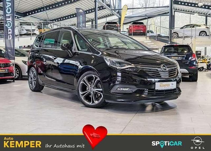Schwarz Gebraucht 2017 Opel Zafira Innovation Van / Kleinbus | 16.450 € (Teuer) - Bild 1/1