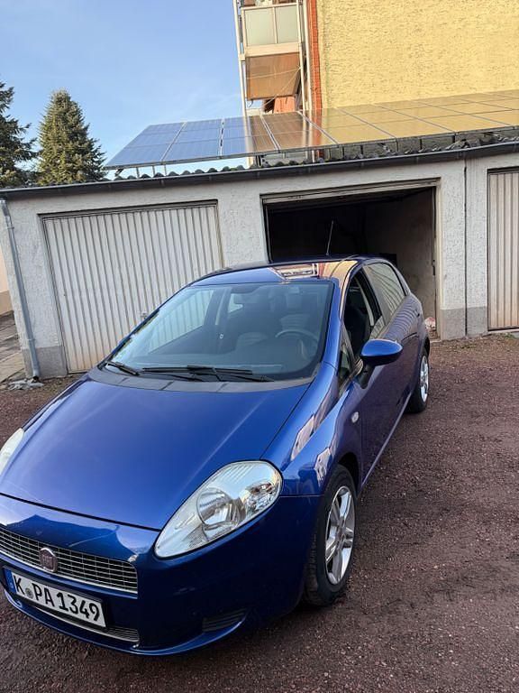Gebraucht Fiat Punto Dynamic 77 PS (56 kW) 2006 Blau Kleinwagen