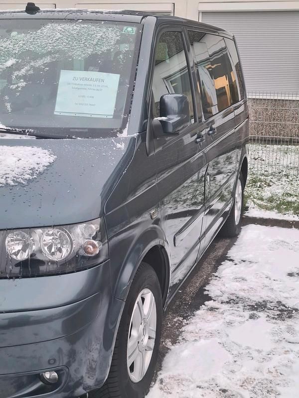 Gebraucht VW Multivan 177 PS (130 kW) 2007 Grün Van