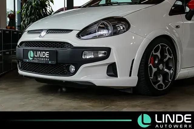 Second-hand Abarth Punto 163 CP (119 kW) 2011 Alb Hatchback