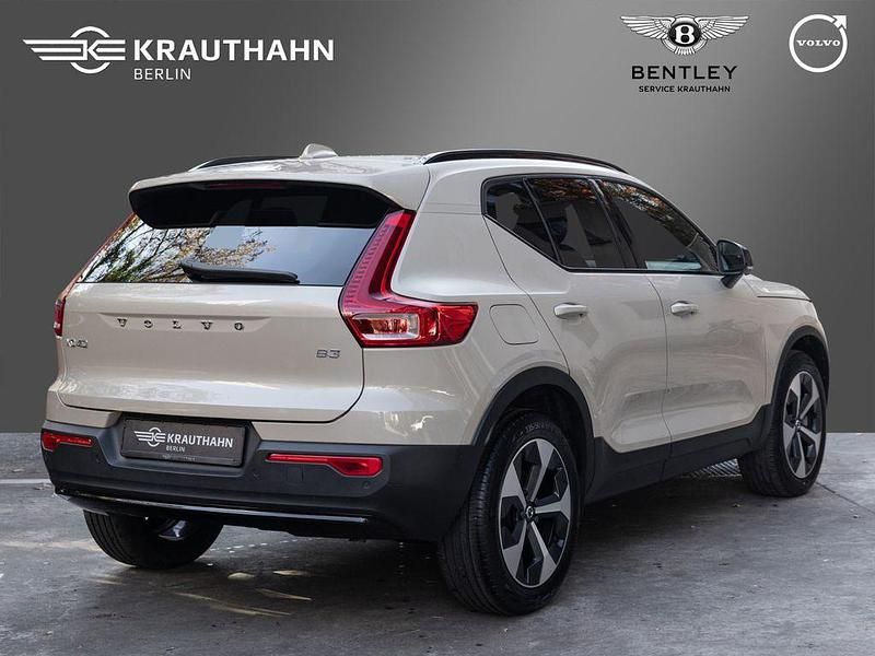 Gebraucht Volvo XC40 Plus 163 PS (119 kW) 2024 Beige SUV