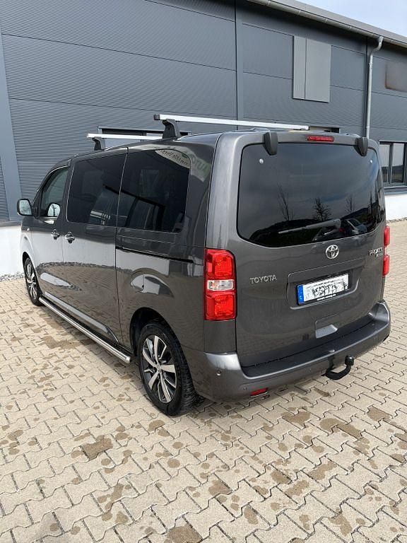 Gebraucht Toyota Proace 177 PS (130 kW) 2019 Grau Van / Kleinbus