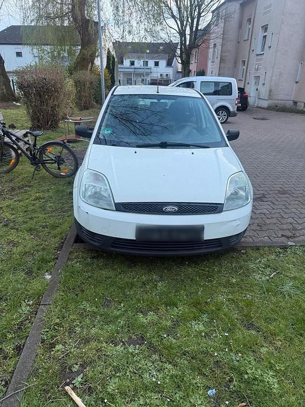 Gebraucht Ford Fiesta 2003 Weiß Kleinwagen