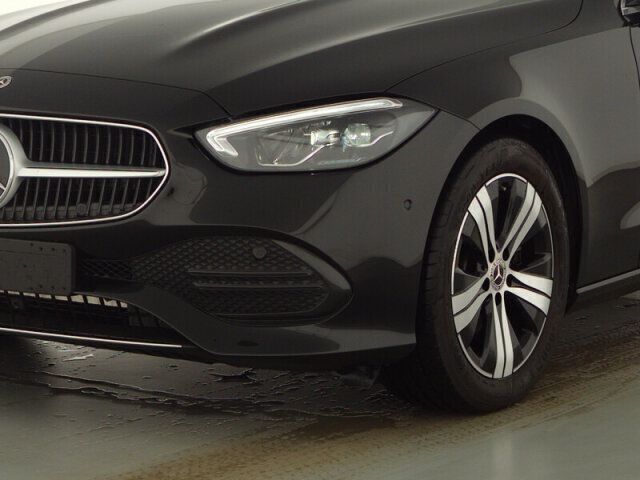Gebraucht Mercedes C180 Avantgarde 170 PS (125 kW) 2023 Schwarz Kombi