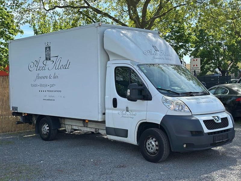 Gebraucht Peugeot Boxer 131 PS (96 kW) 2013 Weiß Van