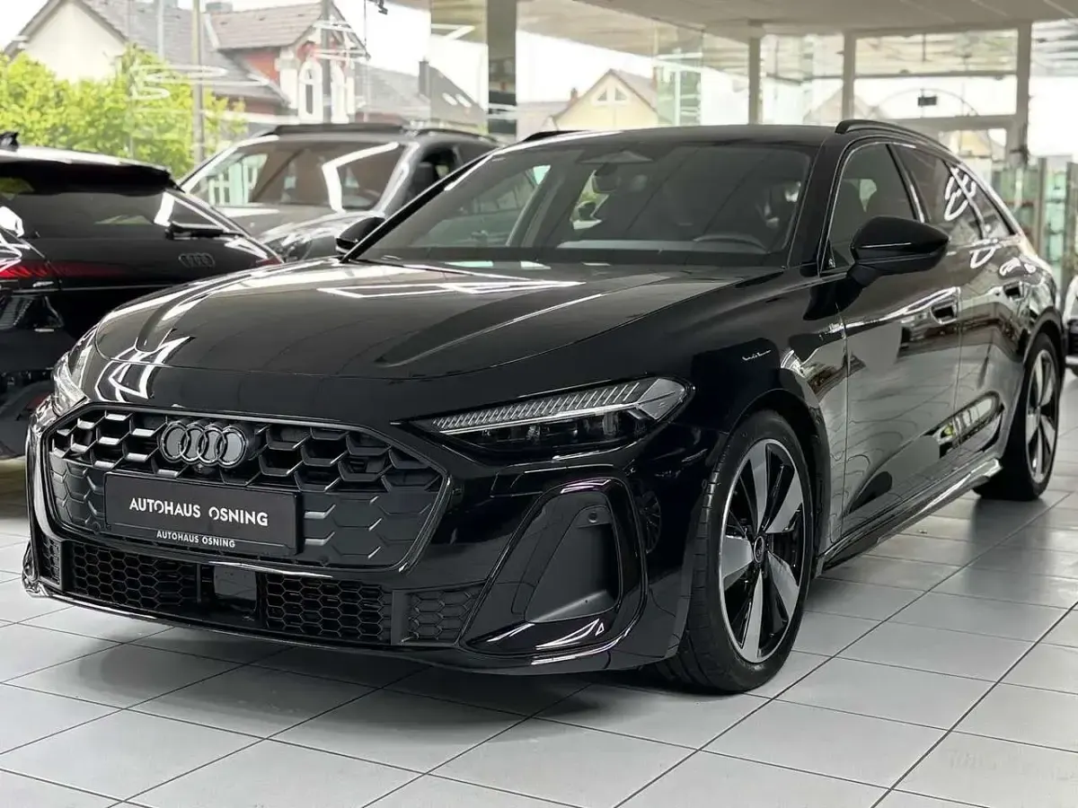 Gebraucht Audi A5 S-Line 204 PS (150 kW) 2025 Schwarz Kombi