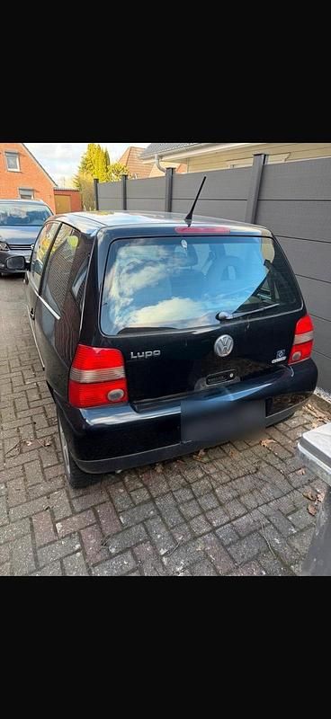 Używany VW Lupo 50 KM (36 kW) 2003 Czarny Hatchback