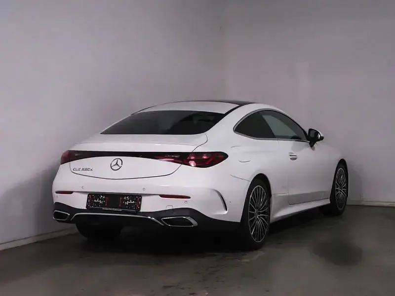 Gebraucht Mercedes CLE220 AMG 197 PS (144 kW) 2023 Polarweiss uni Coupé