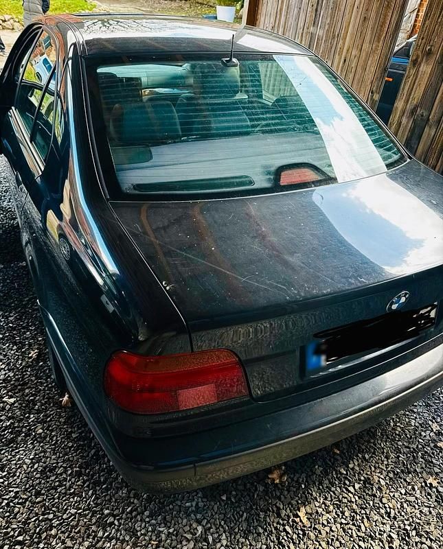 Gebraucht BMW 528 193 PS (141 kW) 1996 Schwarz Limousine