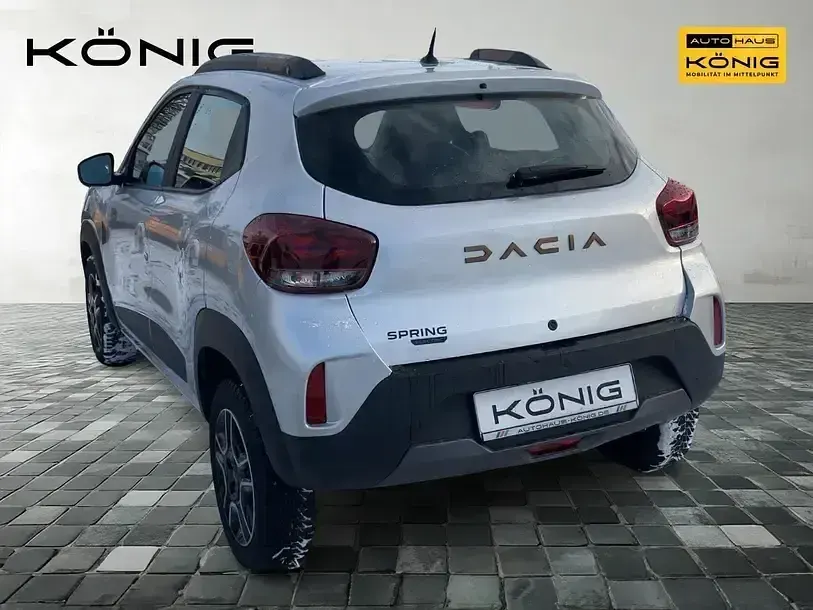 Second-hand Dacia Spring Extreme 47 kW (65 CP) 2023 Argintiu Hatchback