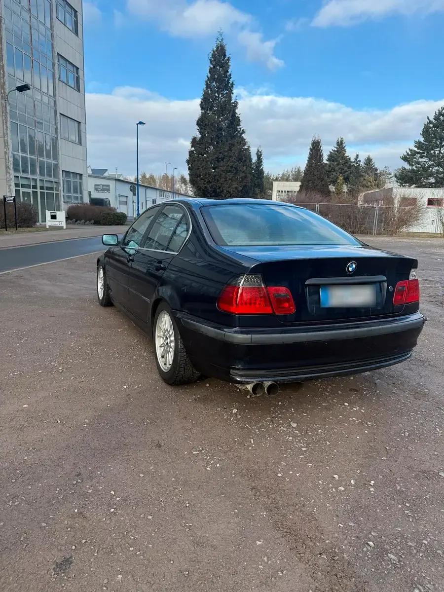 Gebraucht BMW 328 192 PS (141 kW) 1998 Blau Limousine