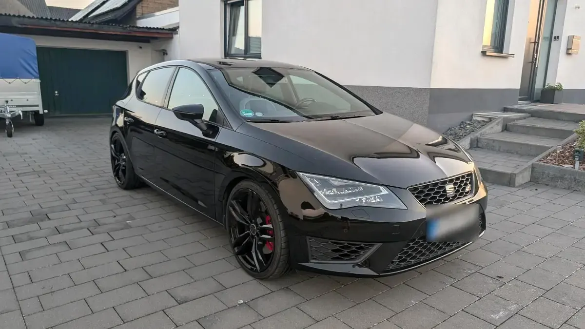 Gebraucht Seat Leon CUPRA 334 PS (245 kW) 2015 Schwarz Limousine