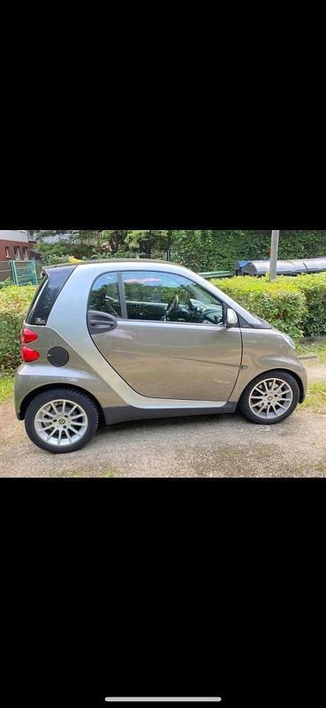 Silber Gebraucht 2009 Smart ForTwo Coupé Passion Coupé | 4.800 € (Fairer Preis) - Bild 1/4
