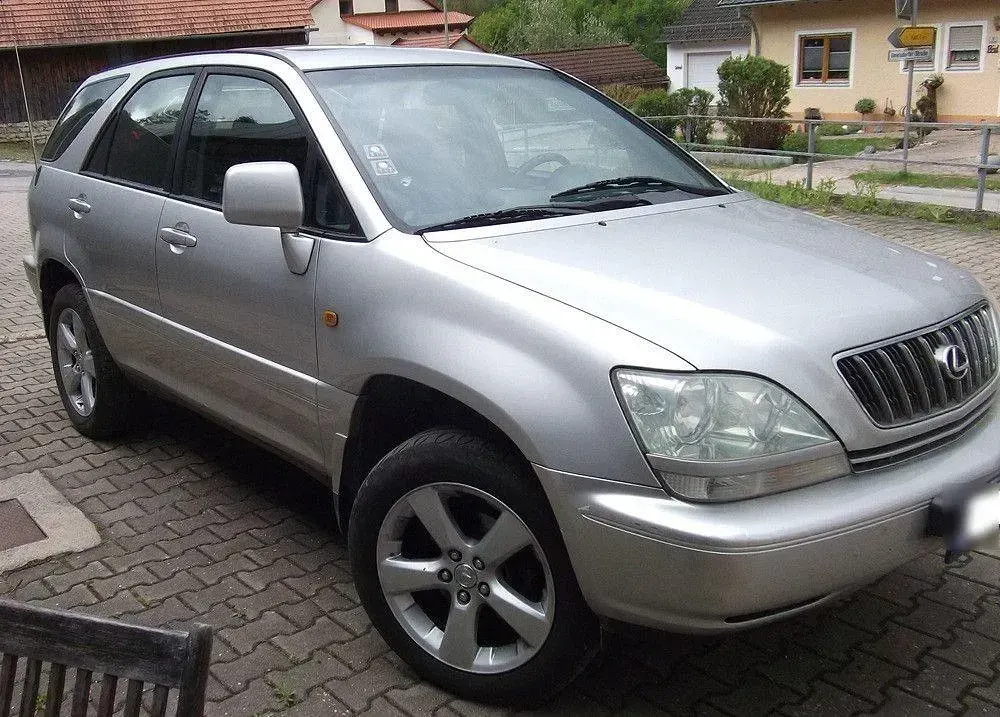 Gebraucht Lexus RX300 201 PS (147 kW) 2001 Silber SUV