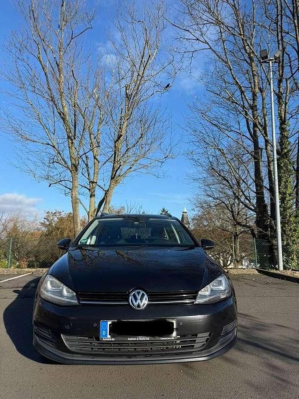 Second-hand VW Golf VII 110 CP (80 kW) 2016 Negru Break
