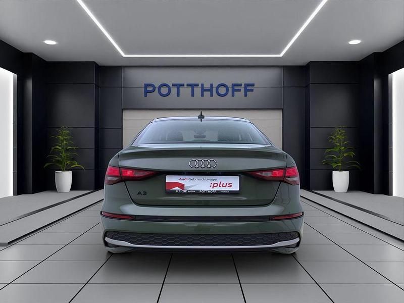 Gebraucht Audi A3 Ambiente 116 PS (85 kW) 2025 Distriktgrün metallic Limousine