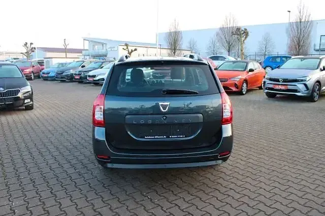 Gebraucht Dacia Logan MCV Lauréate 90 PS (66 kW) 2017 Grau Kombi