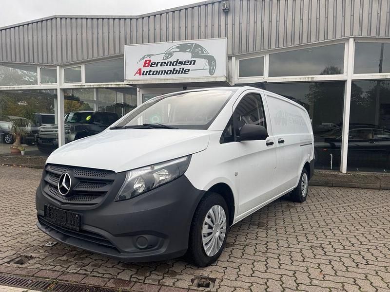 Arktikweiss Gebraucht 2016 Mercedes Vito Van / Kleinbus | 14.900 € (Superpreis) - Bild 1/4