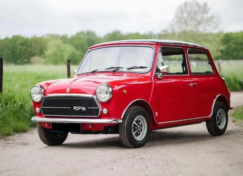 Rot Gebraucht 1975 Mini 1300 Kleinwagen | 13.000 € - Bild 1/4