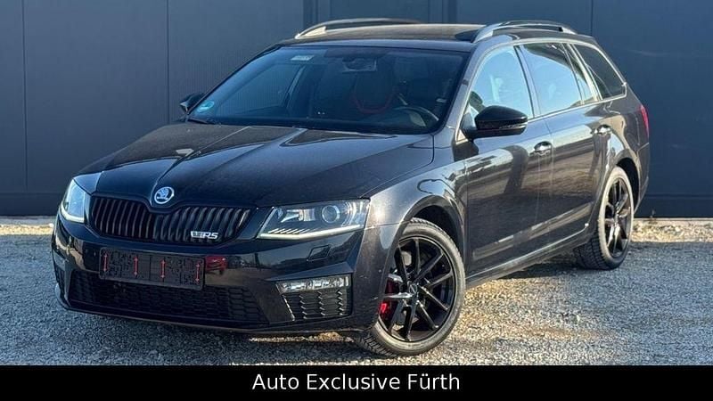 Schwarz Gebraucht 2015 Skoda Octavia RS Kombi | 12.990 € (Fairer Preis) - Bild 1/3