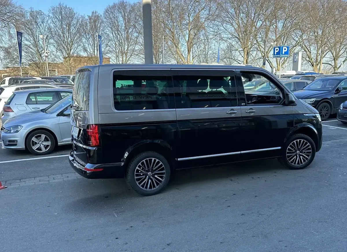Gebraucht VW Multivan Generation Six 204 PS (150 kW) 2023 Van / Kleinbus