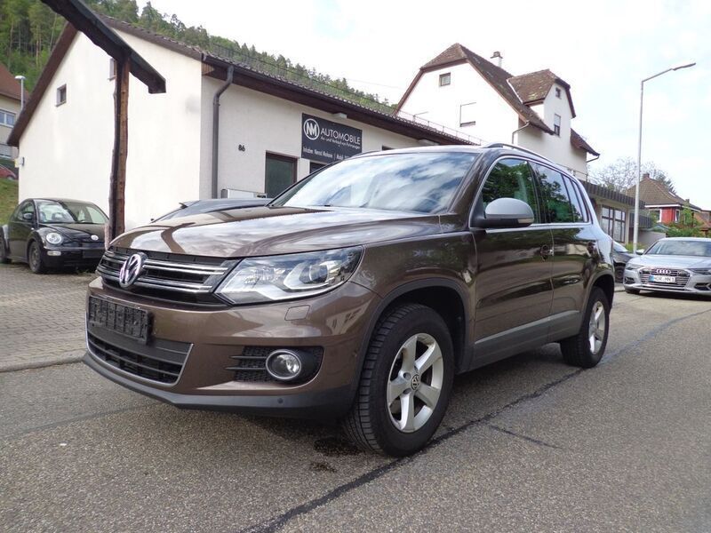 Braun Gebraucht 2011 VW Tiguan Sportline SUV | 7.500 € (Fairer Preis) - Bild 1/4