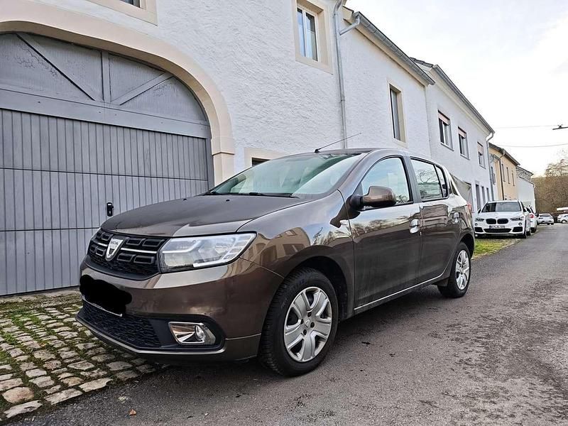 Gebraucht Dacia Sandero Lauréate 73 PS (53 kW) 2018 Braun Limousine