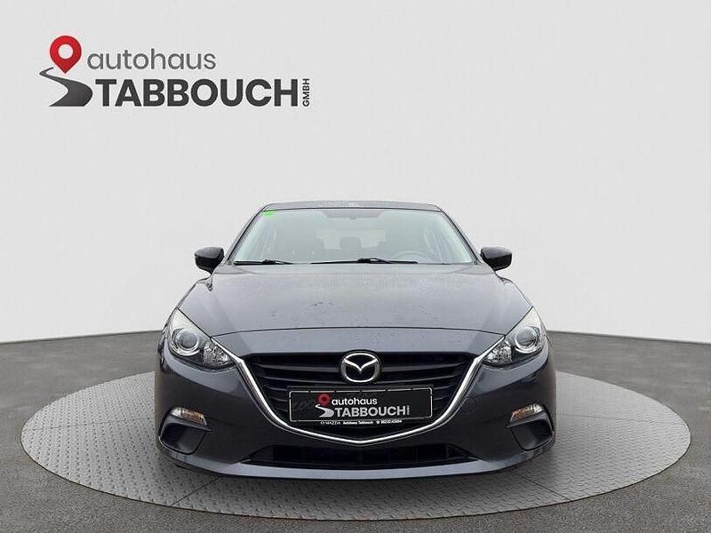 Grau Gebraucht 2014 Mazda 3 Prime-Line Limousine | 8.999 € (Fairer Preis) - Bild 1/4