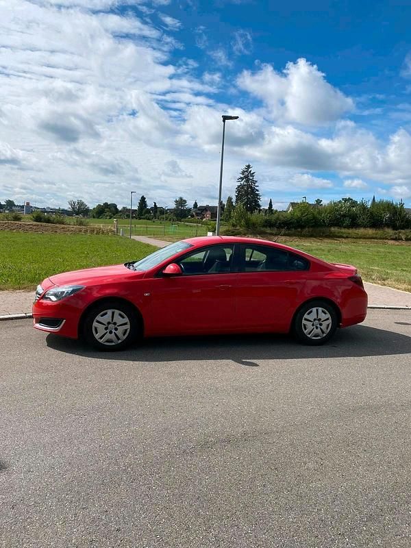 Gebraucht Opel Insignia 120 PS (88 kW) 2014 Rot Limousine