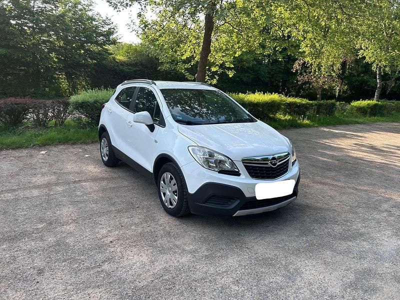 Weiß Gebraucht 2013 Opel Mokka SUV | 7.900 € (Fairer Preis) - Bild 1/4