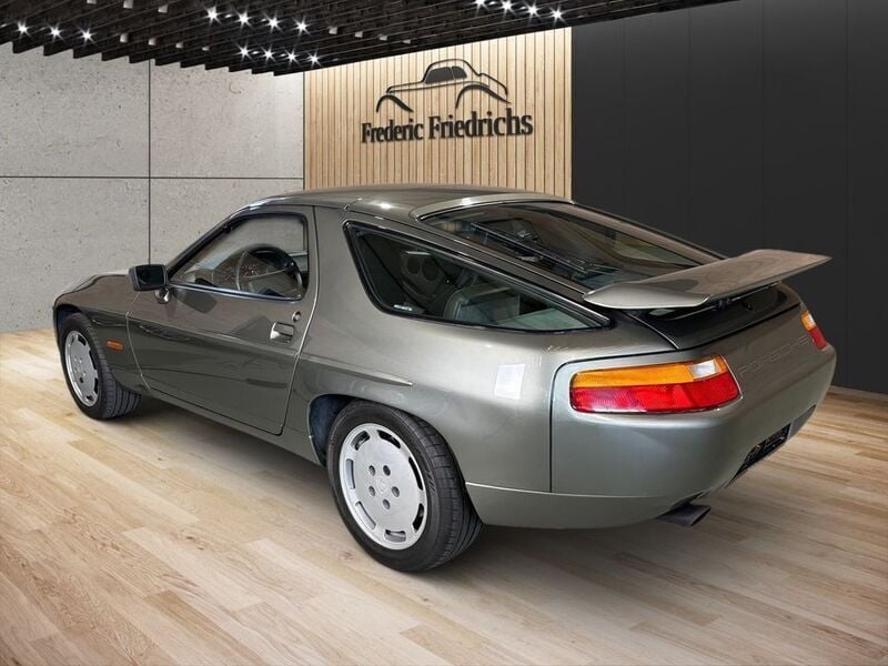 Gebraucht Porsche 928 349 PS (256 kW) 1988 Felsengraumetallic Coupé