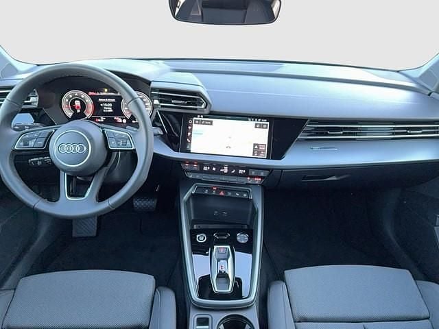 Gebraucht Audi A3 S-Line 150 PS (110 kW) 2026 Schwarz Limousine