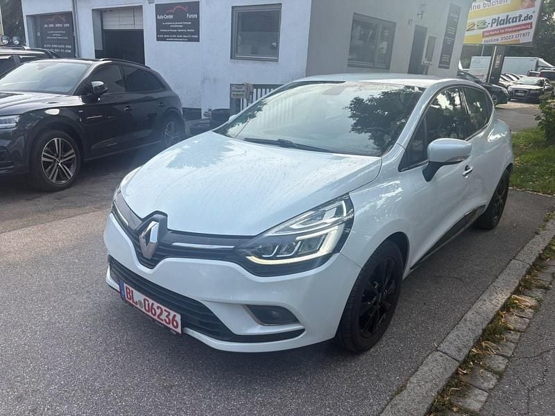 Weiß Gebraucht 2017 Renault Clio IV Intens Kleinwagen | 6.750 € (Superpreis) - Bild 1/4