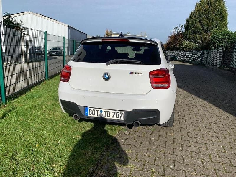 Gebraucht BMW M135 Shadowline 320 PS (235 kW) 2013 Weiß Kleinwagen