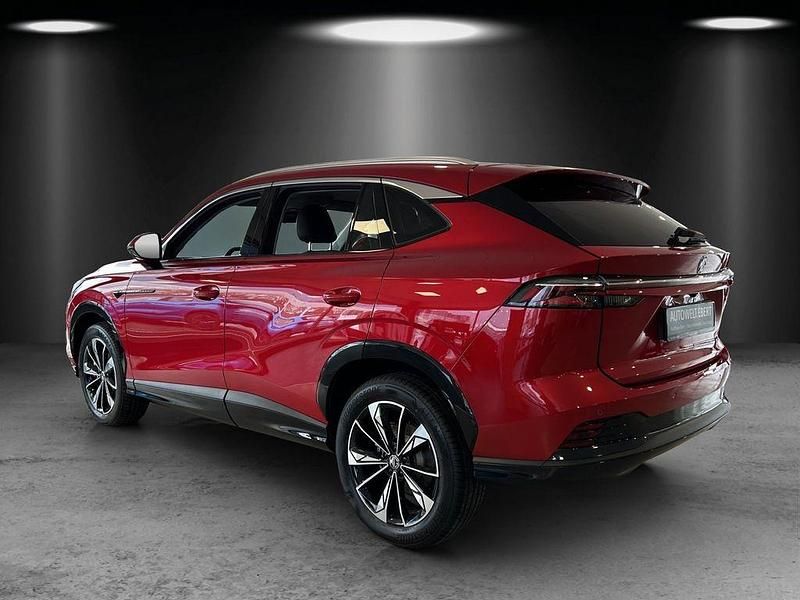 Neu MG HS Luxury 224 PS (164 kW) 2026 Diamond red SUV