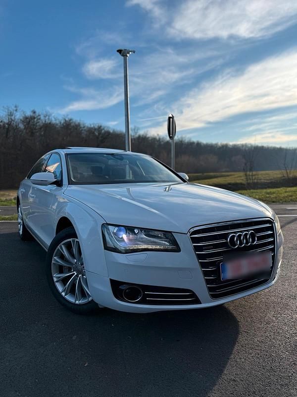Gebraucht Audi A8 Comfort 250 PS (183 kW) 2013 Weiß Limousine