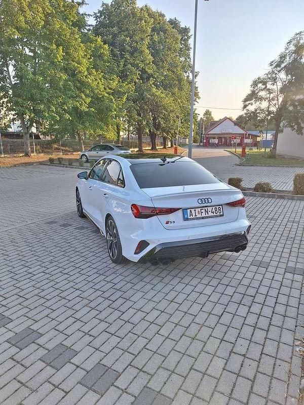 Gebraucht Audi S3 Comfort 333 PS (244 kW) 2024 Weiß Limousine