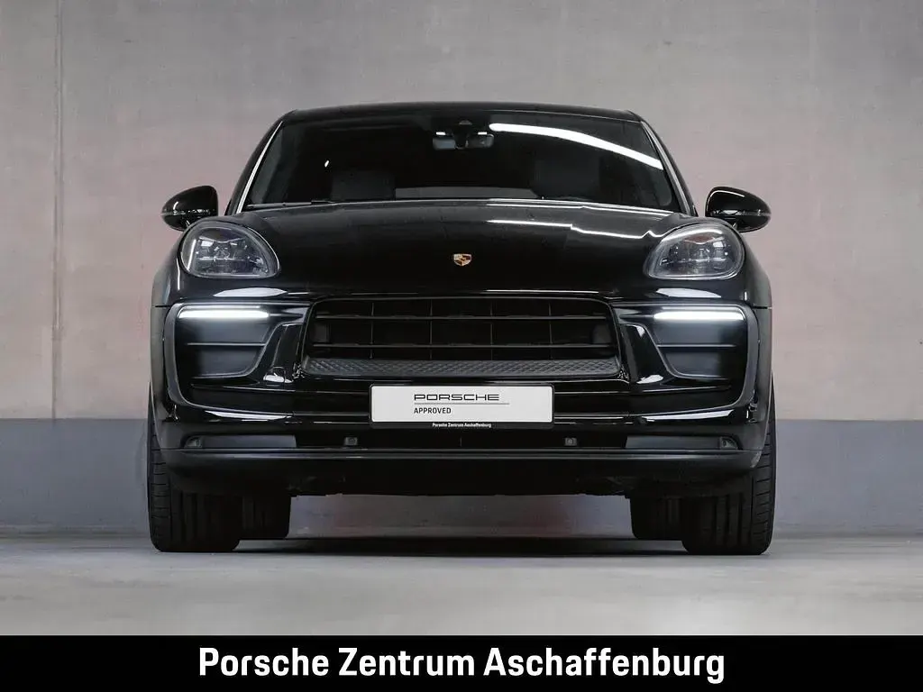 Gebraucht Porsche Macan 265 PS (194 kW) 2023 Schwarz SUV
