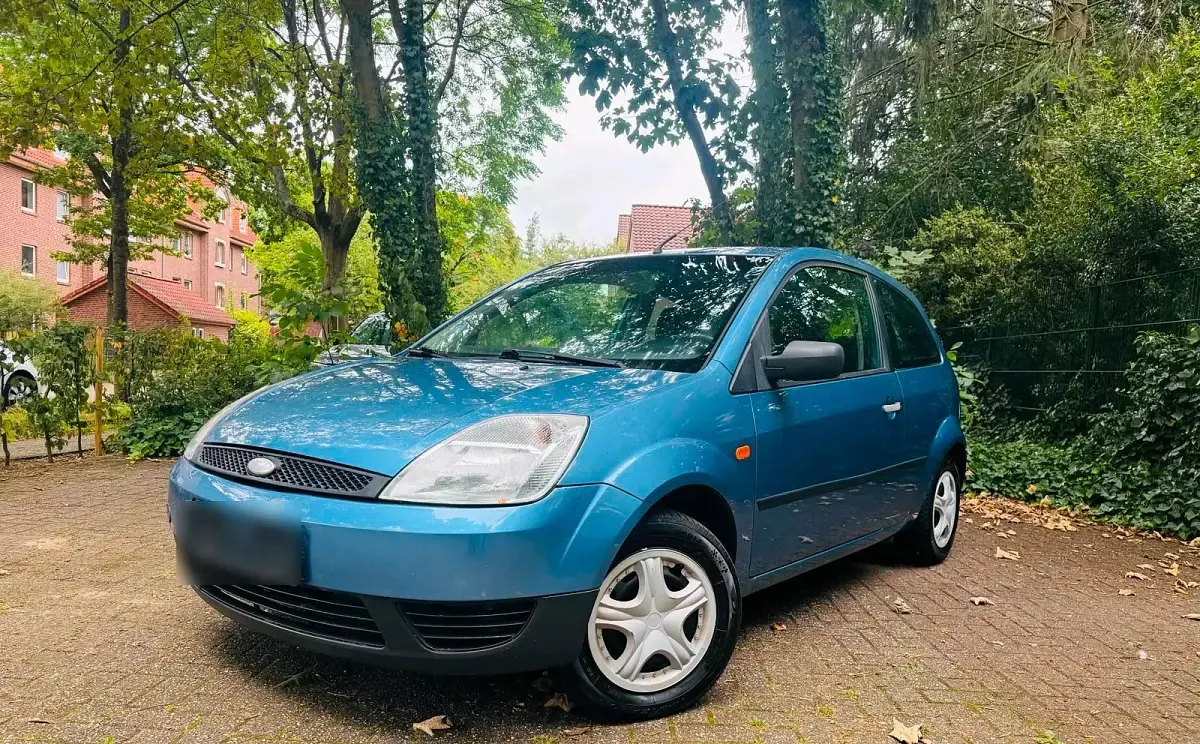 Gebraucht Ford Fiesta 80 PS (58 kW) 2003 Blau Kleinwagen