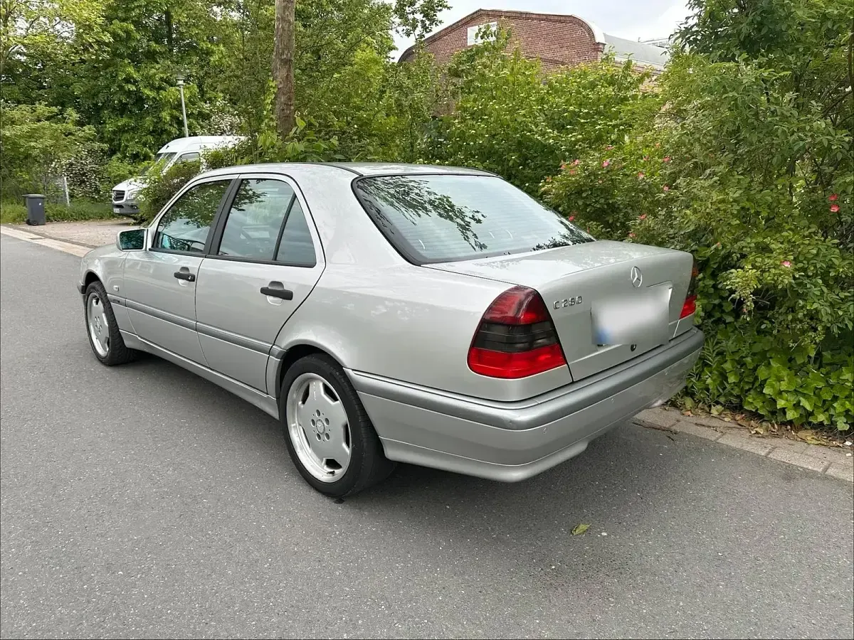 Gebraucht Mercedes C280 AMG 197 PS (144 kW) 1999 Silber Limousine