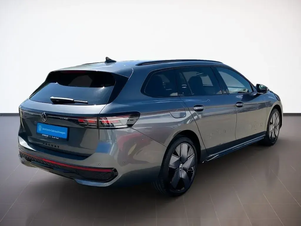 Używany VW Passat Style 177 KM (130 kW) 2025 Szary Kombi