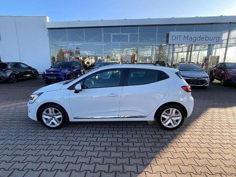 Gebraucht Renault Clio V Business 91 PS (66 kW) 2021 Gletscherweiss Limousine