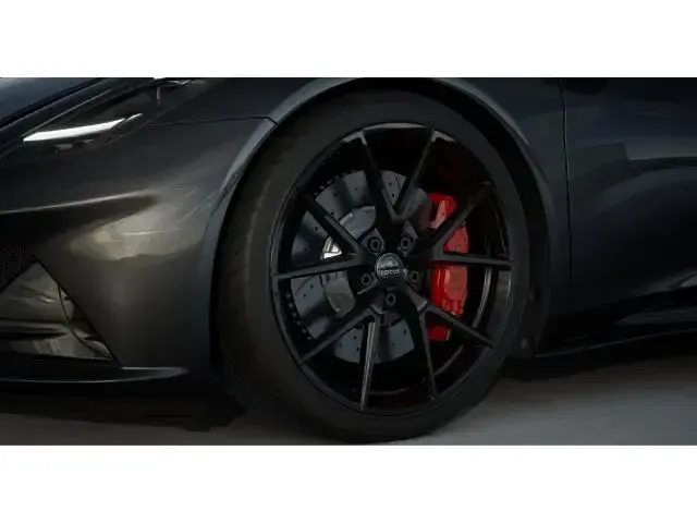 Neu Lotus Emira 405 PS (297 kW) 2026 Cosmos black Coupé