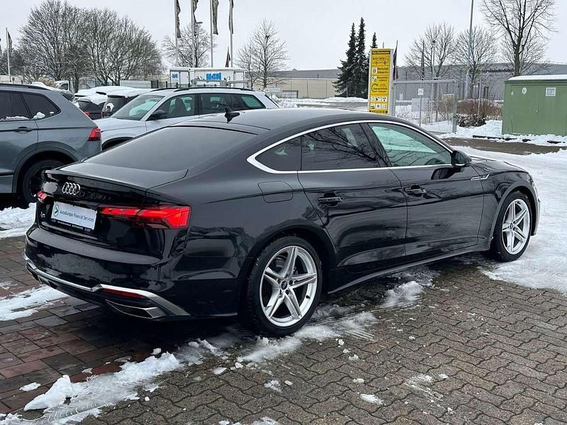Second-hand Audi A5 S-Line 204 CP (150 kW) 2022 Negru Coupe