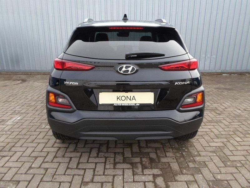 Gebraucht Hyundai Kona YES! 120 PS (88 kW) 2020 Schwarz SUV