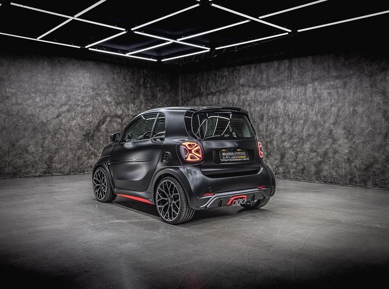 Gebraucht Smart ForTwo Coupé Brabus 121 PS (88 kW) 2019 Brabus black velvet matt Coupé