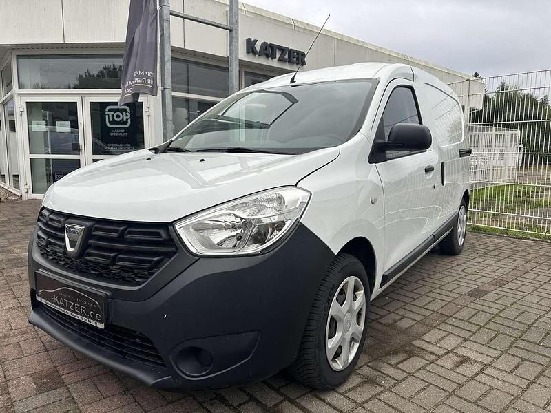 Arktisweiß Gebraucht 2020 Dacia Dokker Express Comfort Van | 11.790 € (Etwas zu teuer) - Bild 1/4